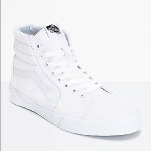 Men’s White Sk8-Hi Vans Size 9